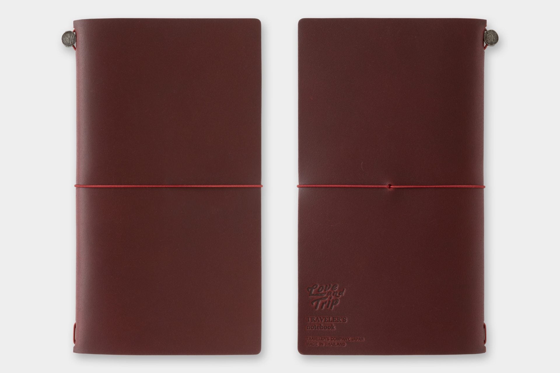 TRAVELER’S Notebook LOVE AND TRIP Red – Regular Size