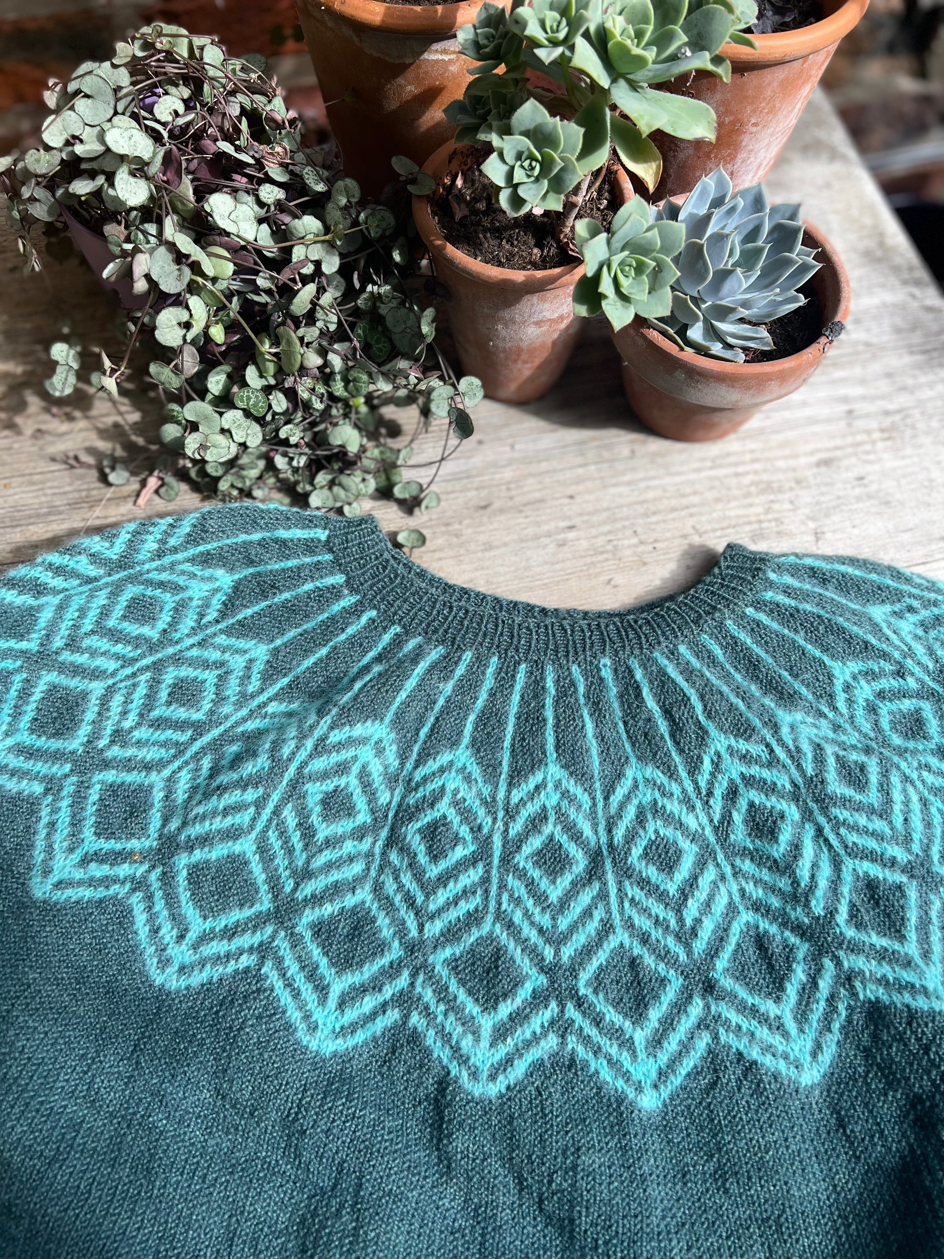 Ardsitka Sweater by Anne-Michelle Phelan Kits