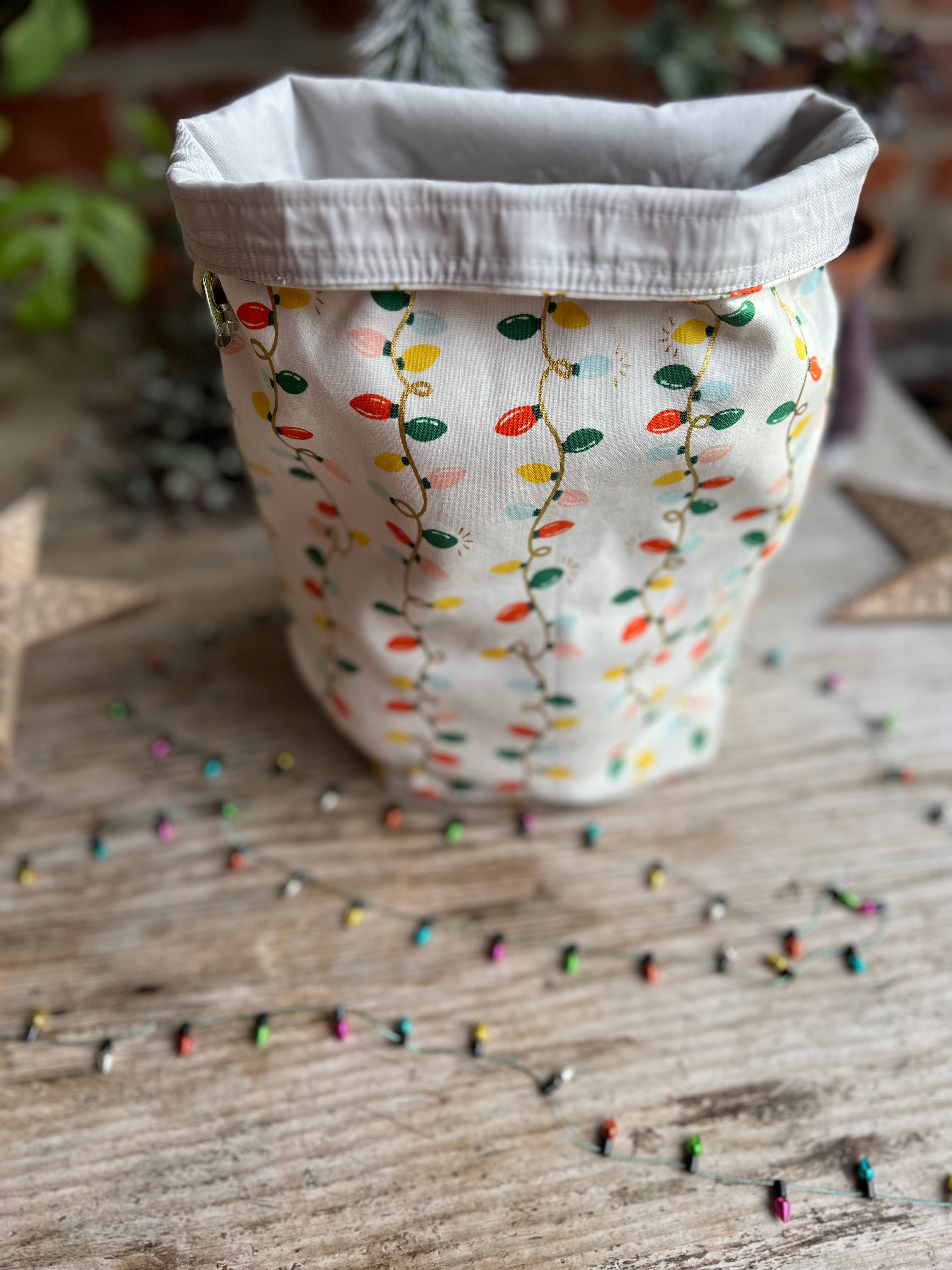 READY TO SHIP -  Project Bag Style 04 - Roll Top - Fairy Lights
