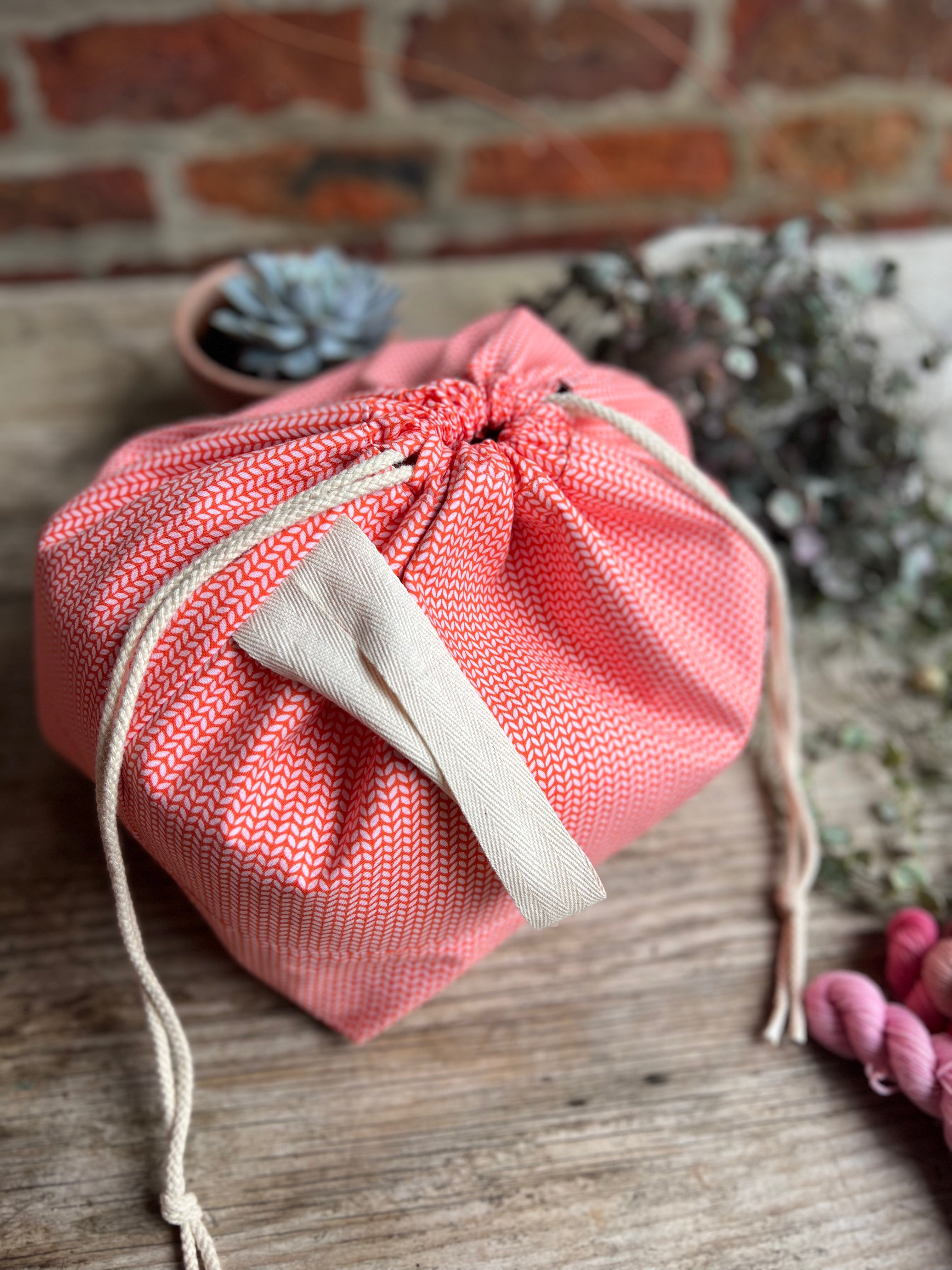 Made to order - Project Bag Style 01 - Pink Stitch