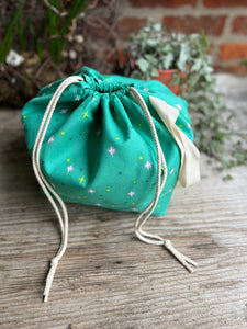Botanical yarn - Project bag style 01 - Green stars and sparkle