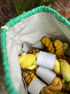 Botanical yarn - Project bag style 01 - Green stars and sparkle
