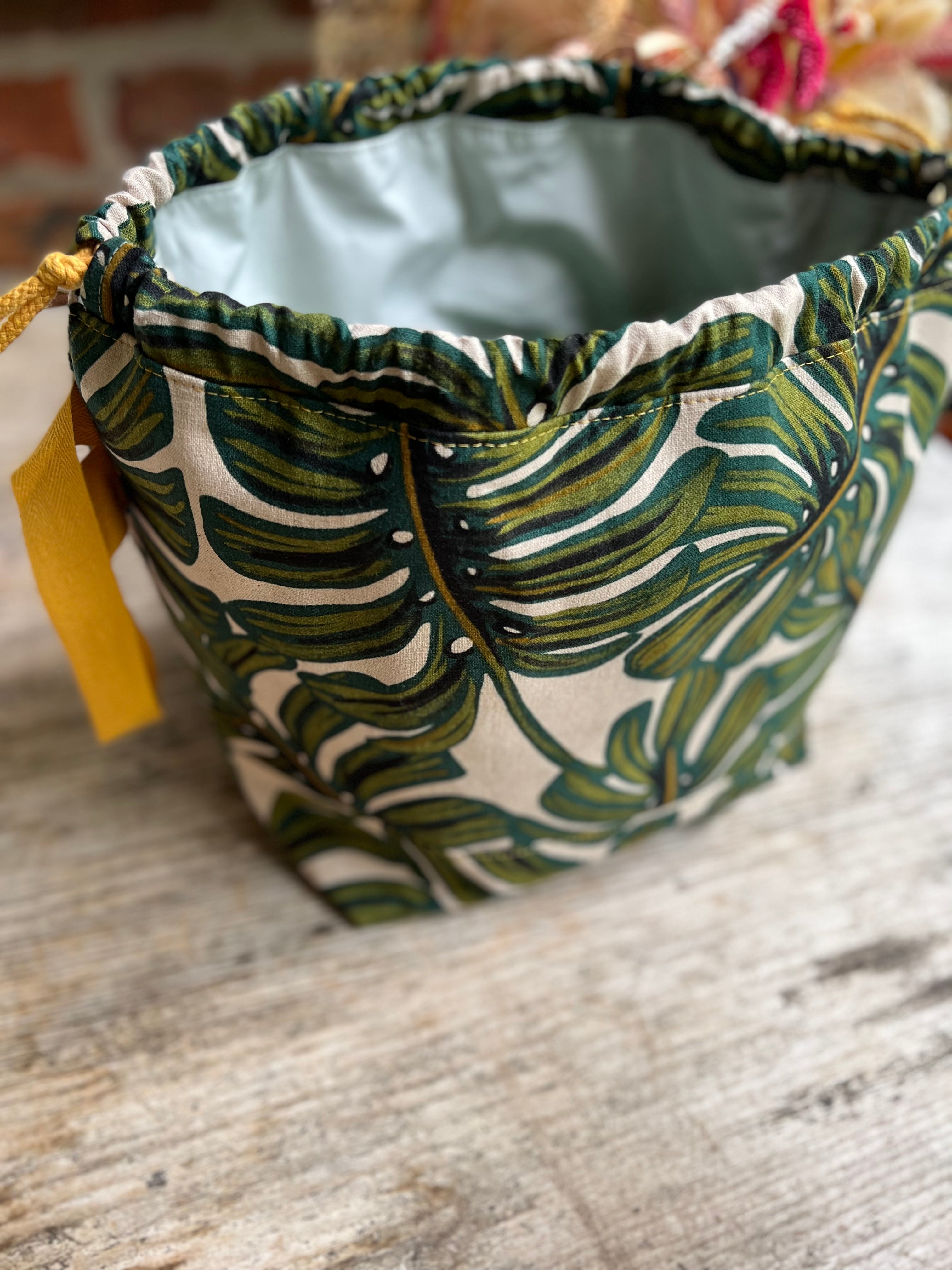 Project Bag Style 01 - Cinch Top - Fabric Design 38