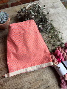 Project Bag Style 04 - Roll Top - Pink Stitch