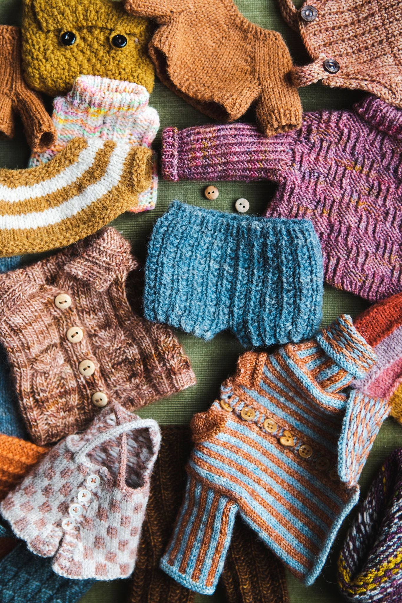 Mouche & Friends: Seamless Toys to Knit and Love by Cinthia Vallet
