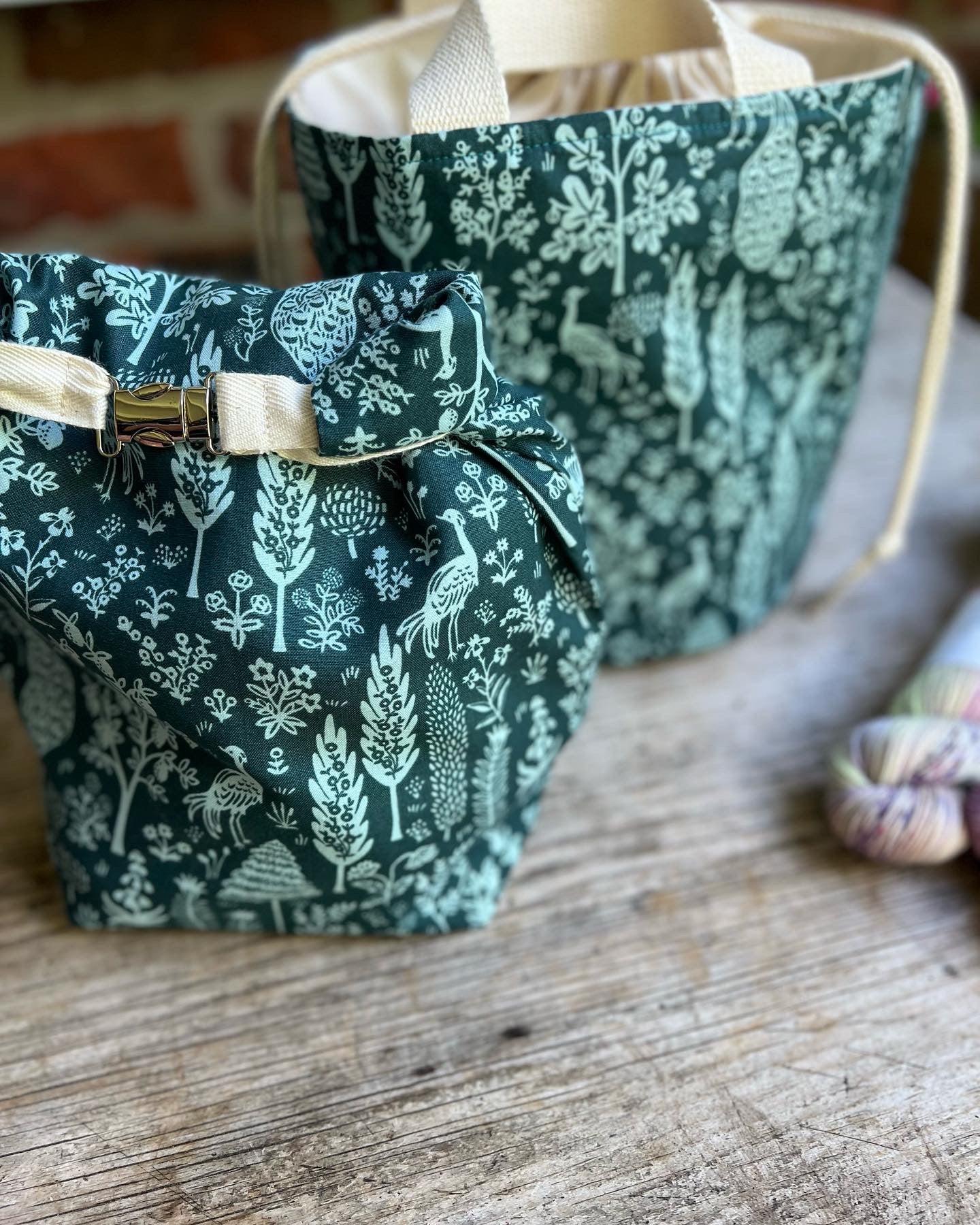 Project Bag Style 04 - Roll Top - Fabric Design 05