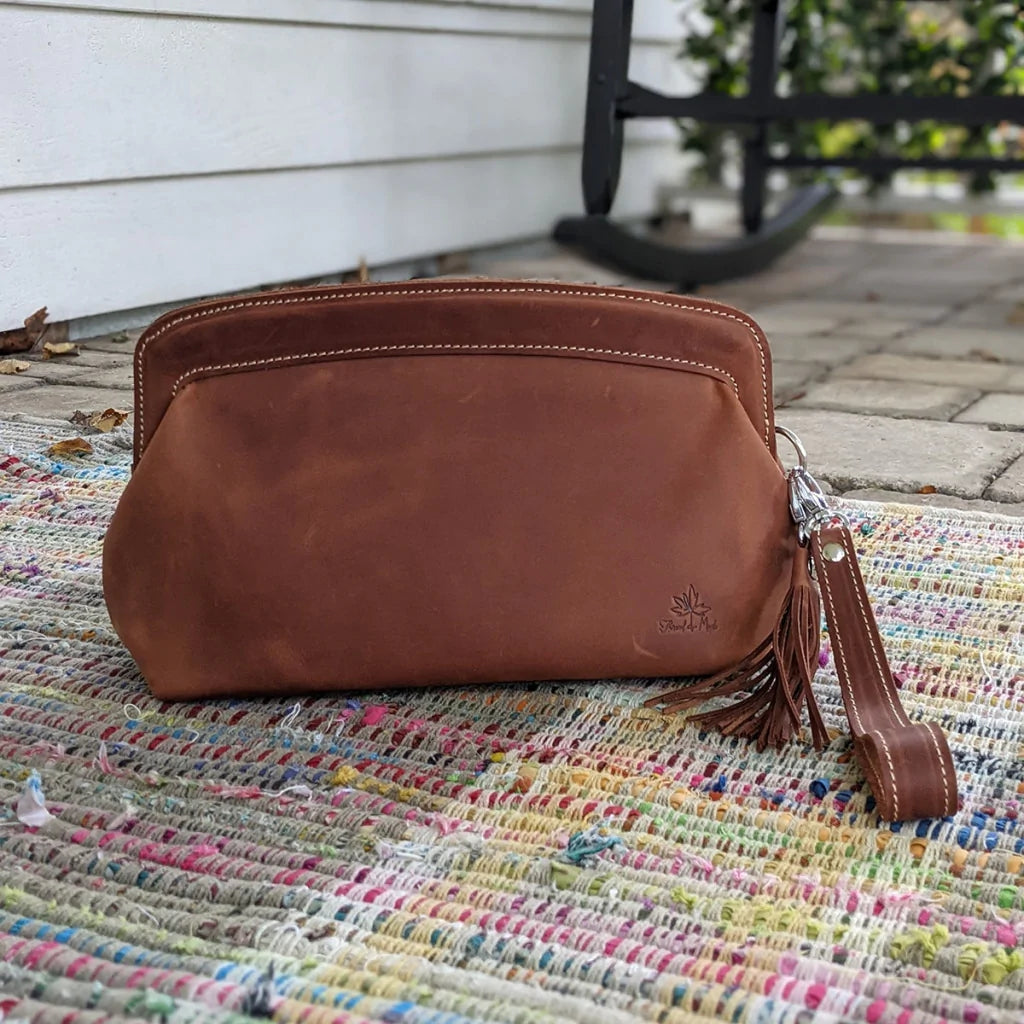 Thread & Maple - Leather Pochette