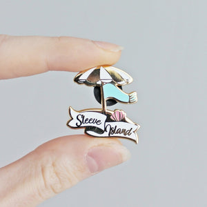 Twill & Print - Sleeve Island Enamel Pin